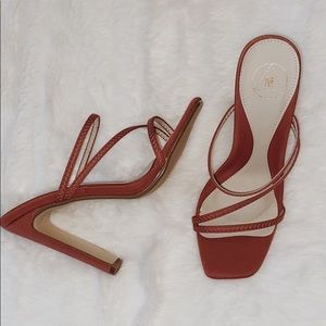 NWOT Auburn Red Heels